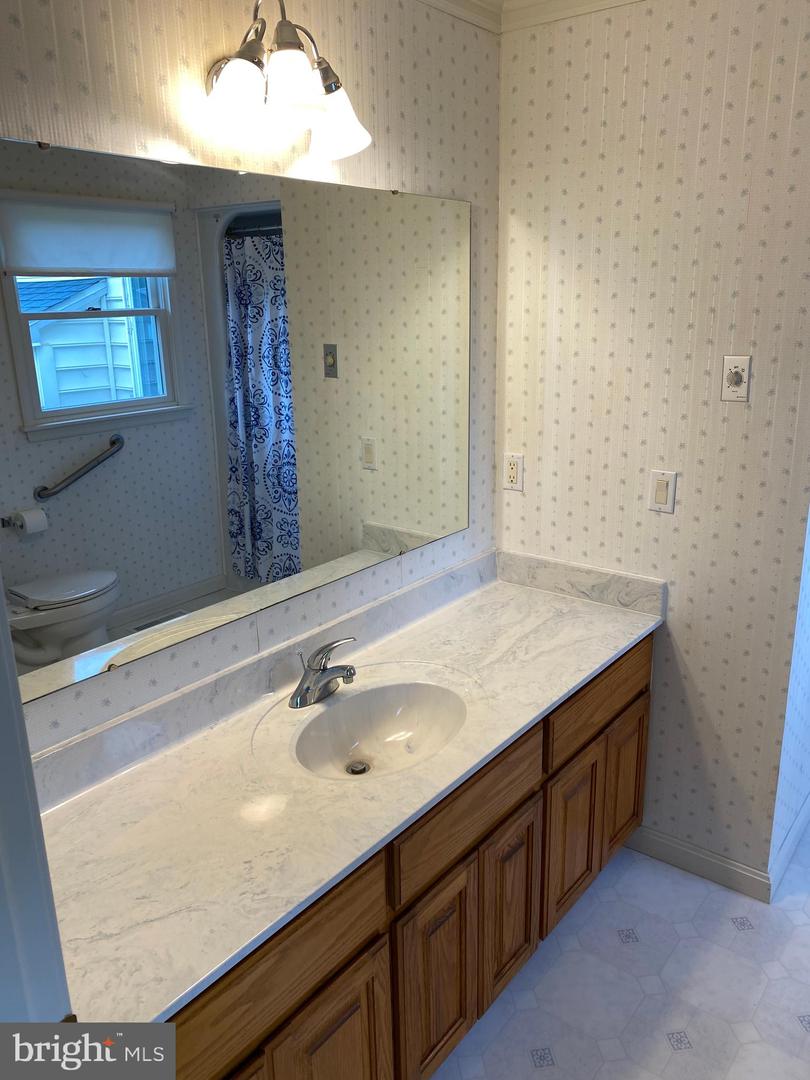 25686 Edgeview Rd Property Photo 25