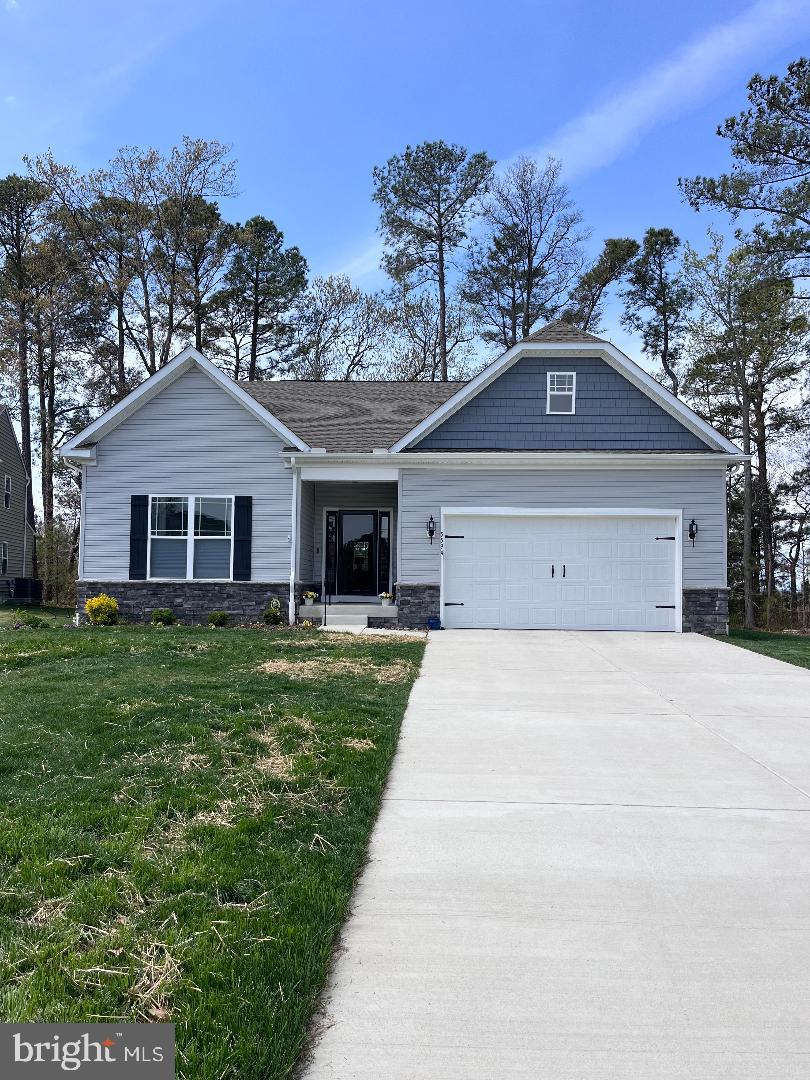 5594 Trafalgar Cir Property Photo 1