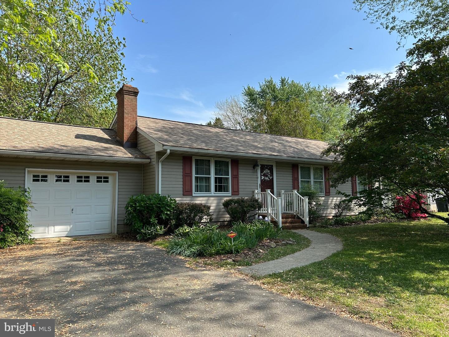 3859 RUMSEY DR Property Photo 1