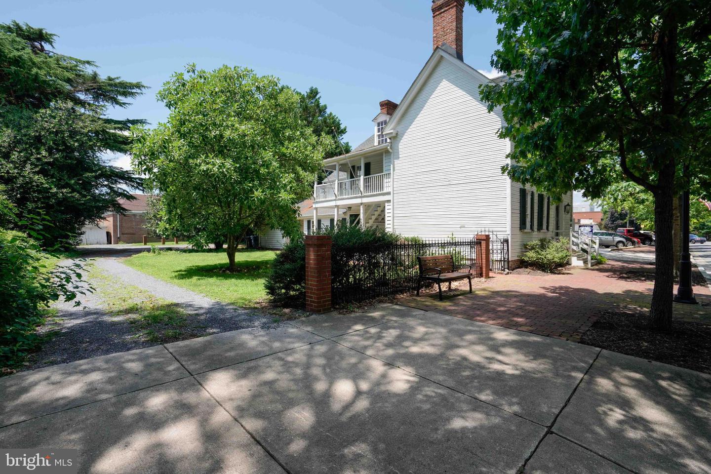 133 N Washington St Property Photo 28