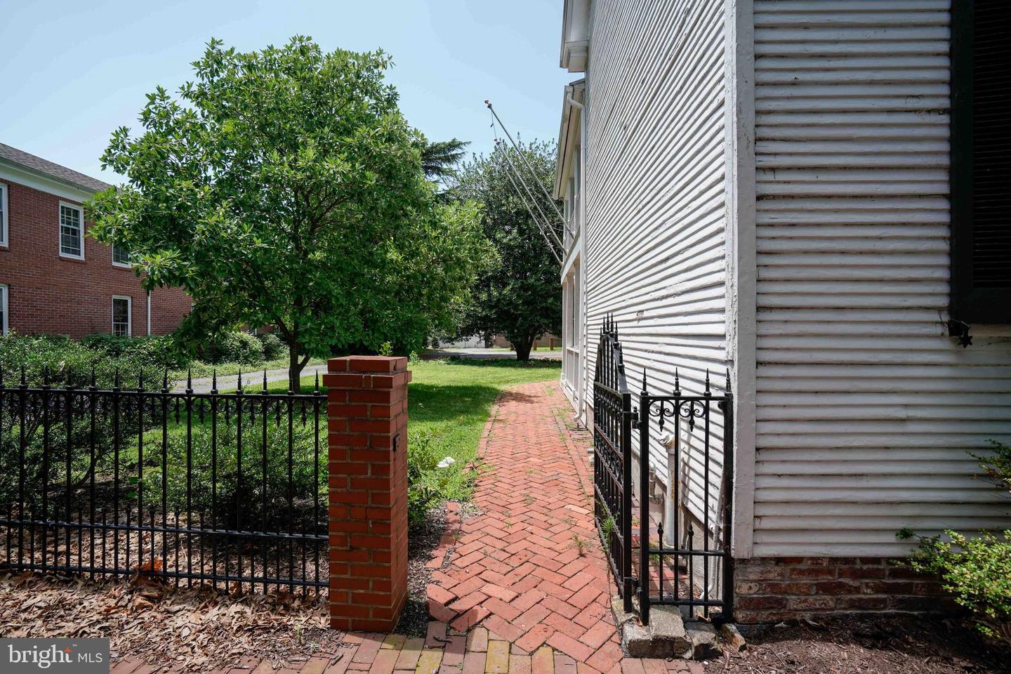 133 N Washington St Property Photo 33