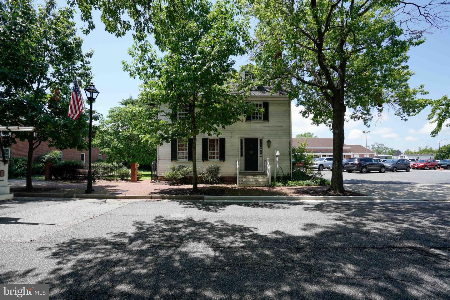133 N Washington St Property Photo 1