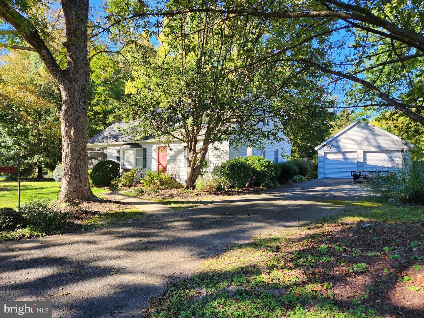 28538 Edgemere Rd Property Photo 1