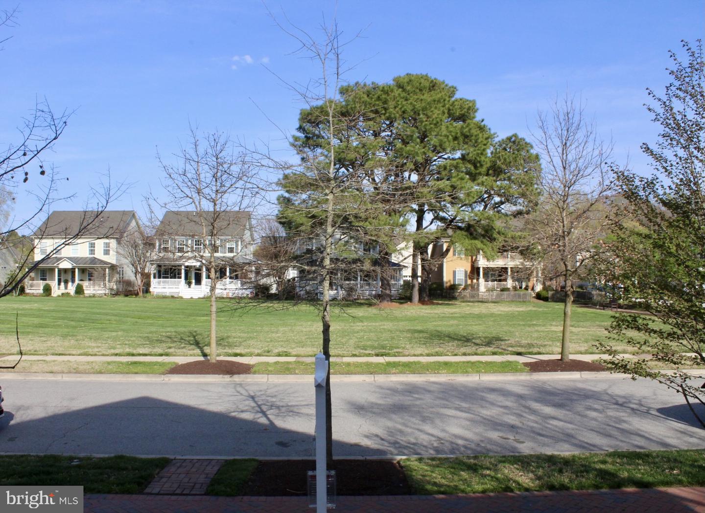 8050 Easton Village Dr Property Photo 70