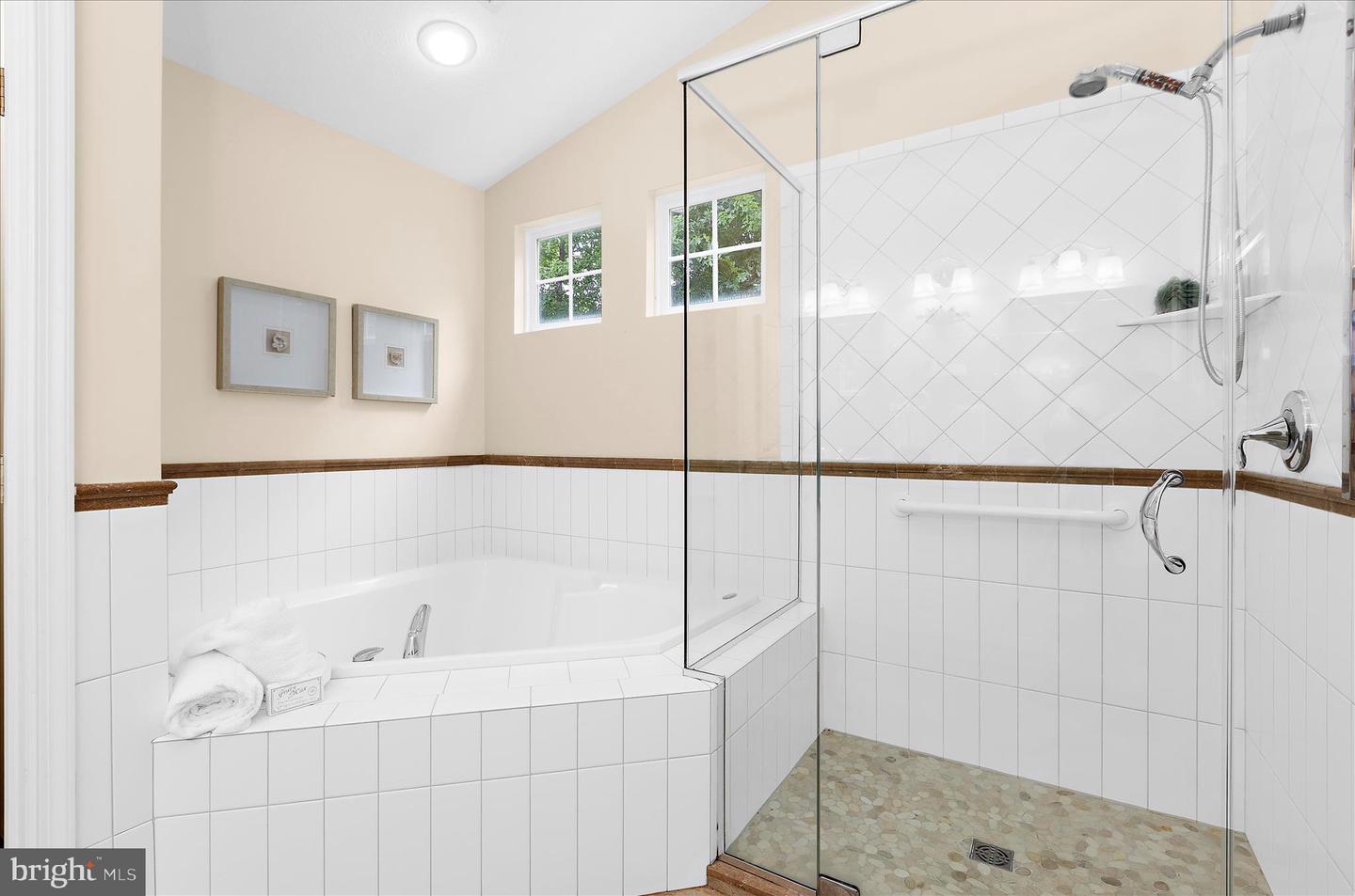 7586 Easton Club Dr Property Photo 35