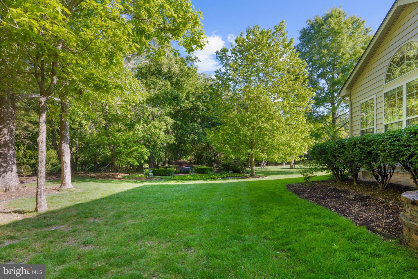 7586 Easton Club Dr Property Photo 44