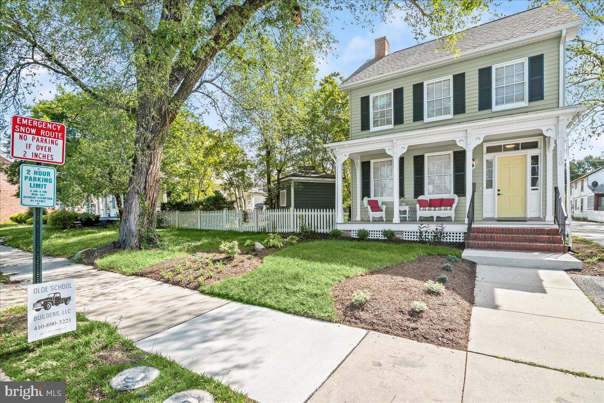 140 S Washington St Property Photo 3