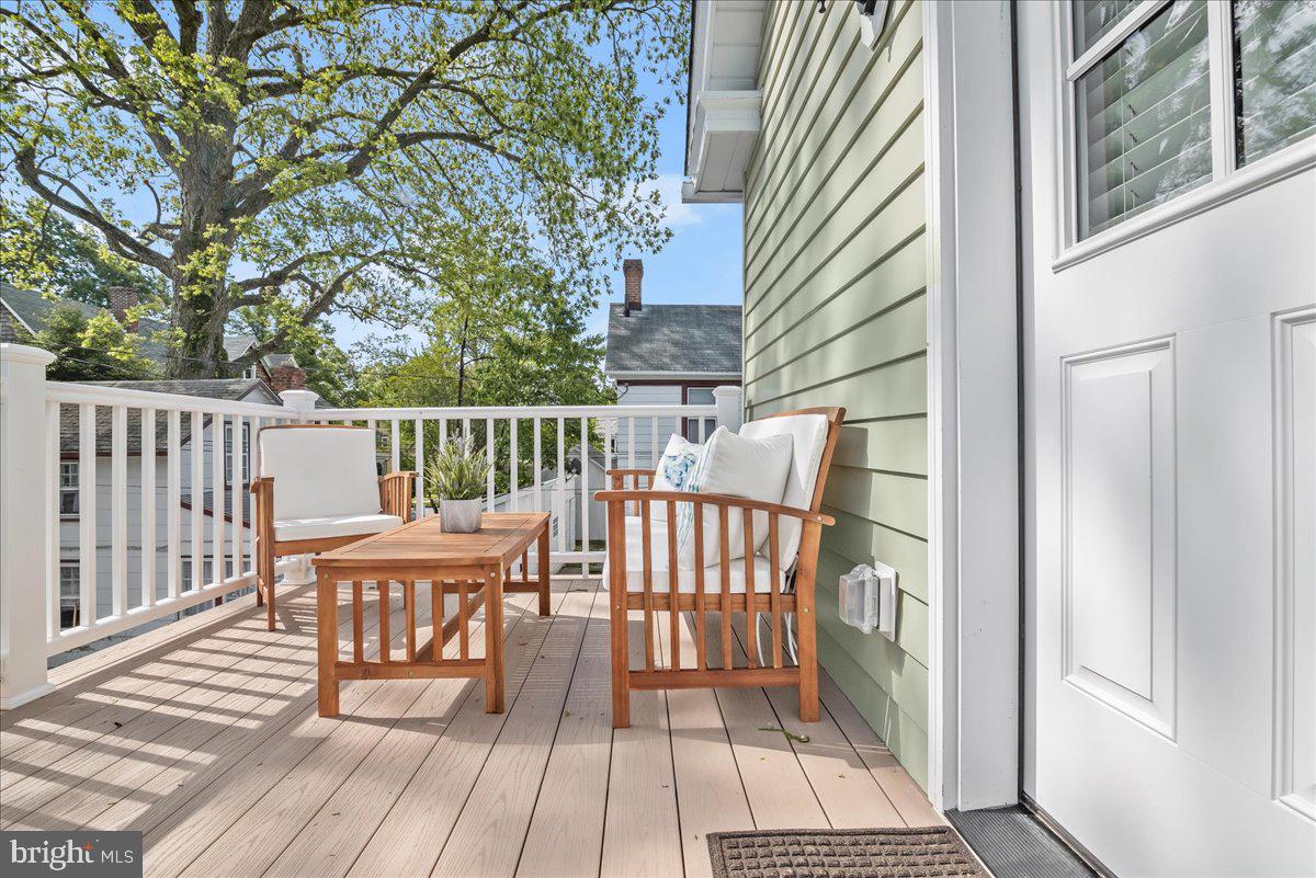 140 S Washington St Property Photo 34