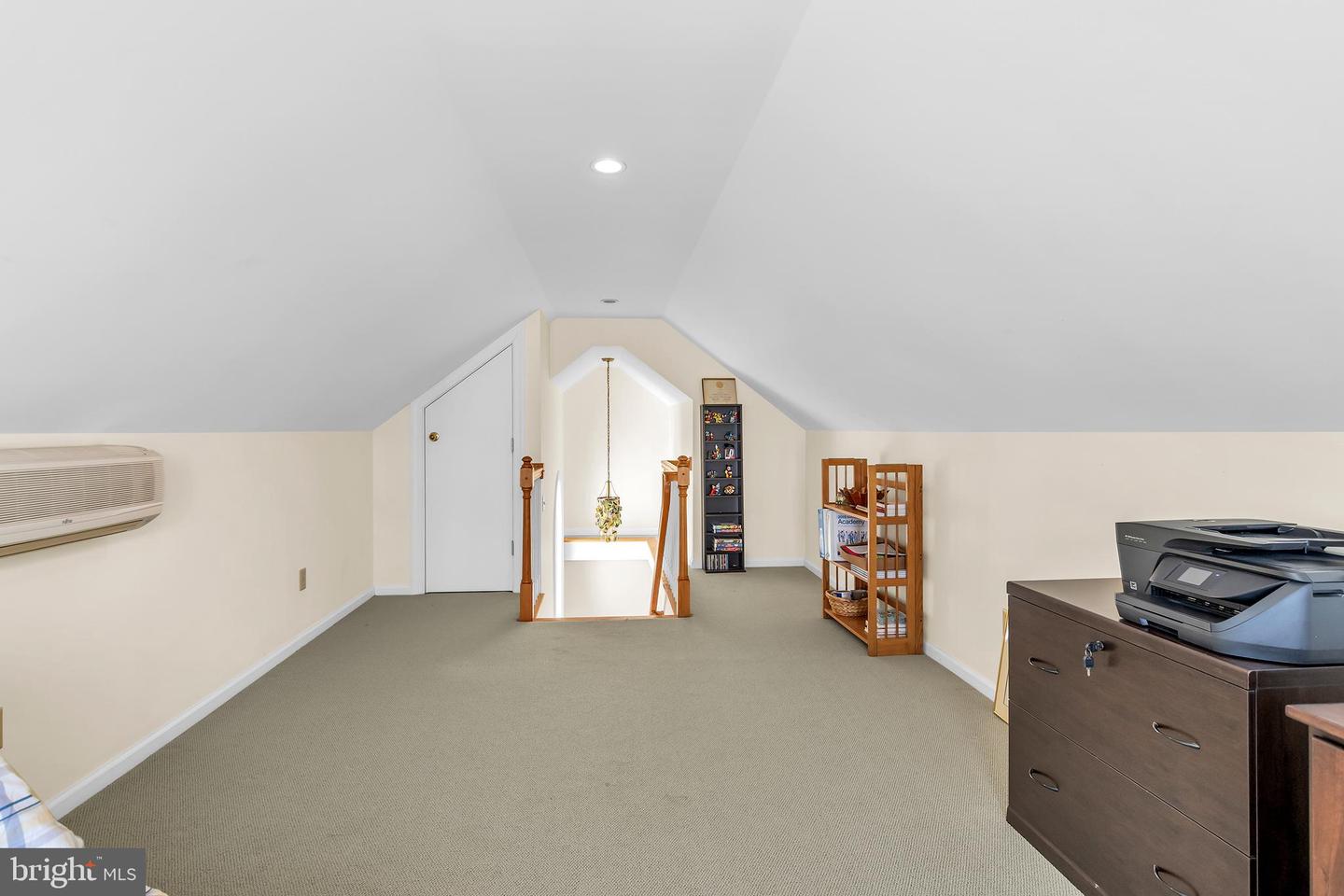 209 Third St Property Photo 31