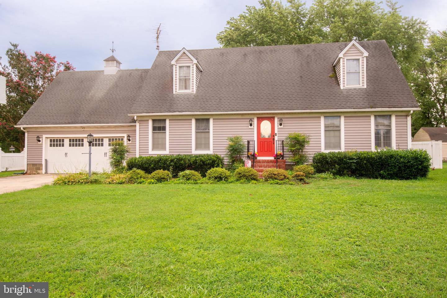 3853 RUMSEY DR Property Photo 1