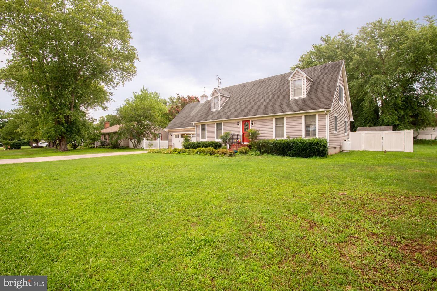 3853 Rumsey Dr Property Photo 2