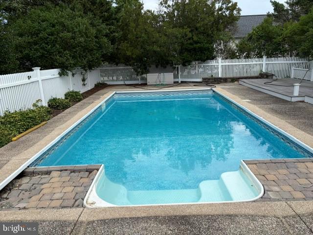29638 Janets Way Property Photo 6