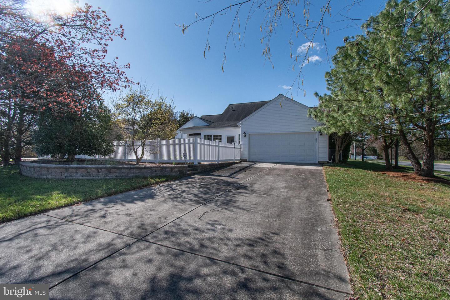 29638 Janets Way Property Photo 7