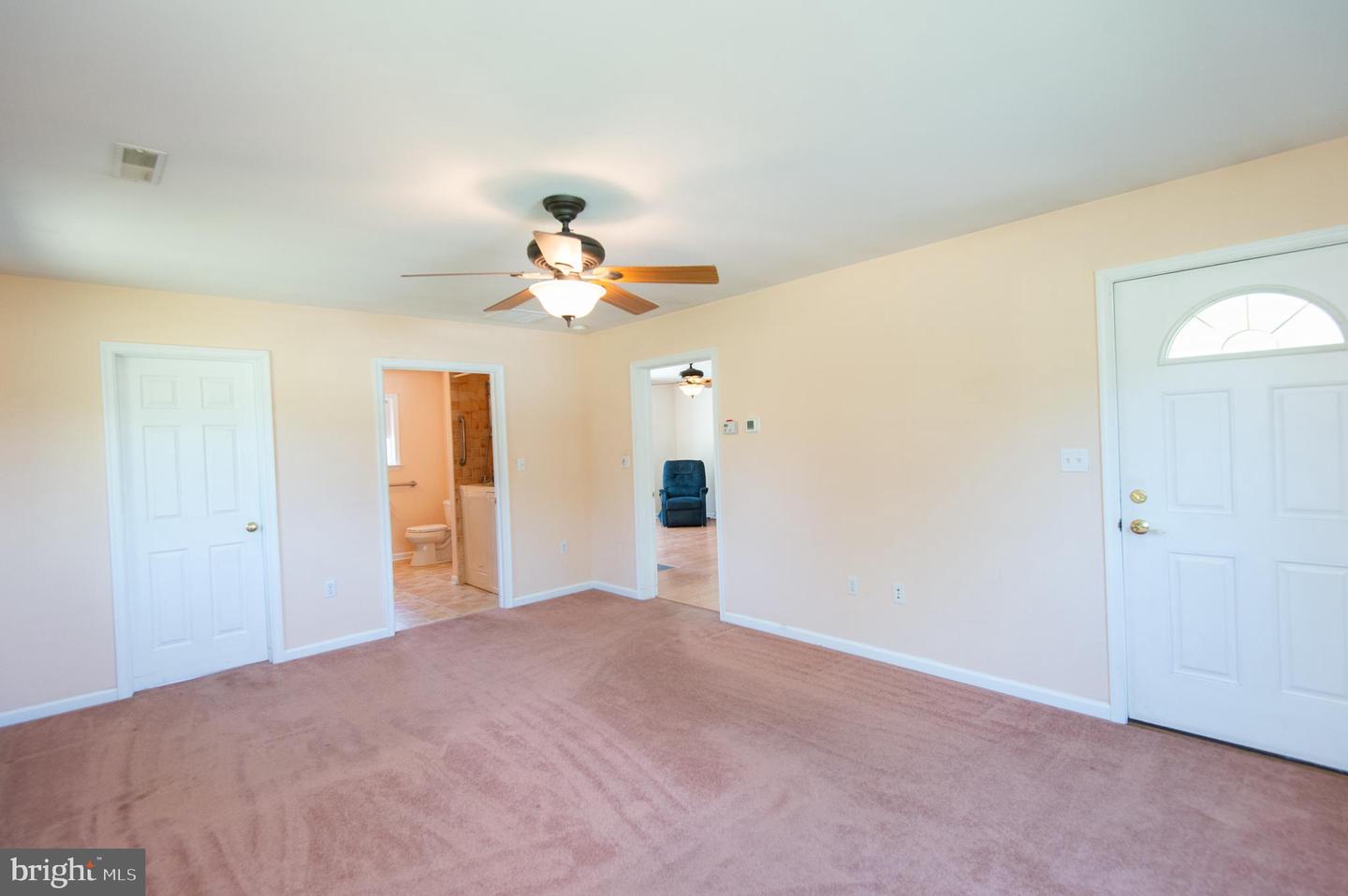9818 Tilghman Rd Property Photo 14