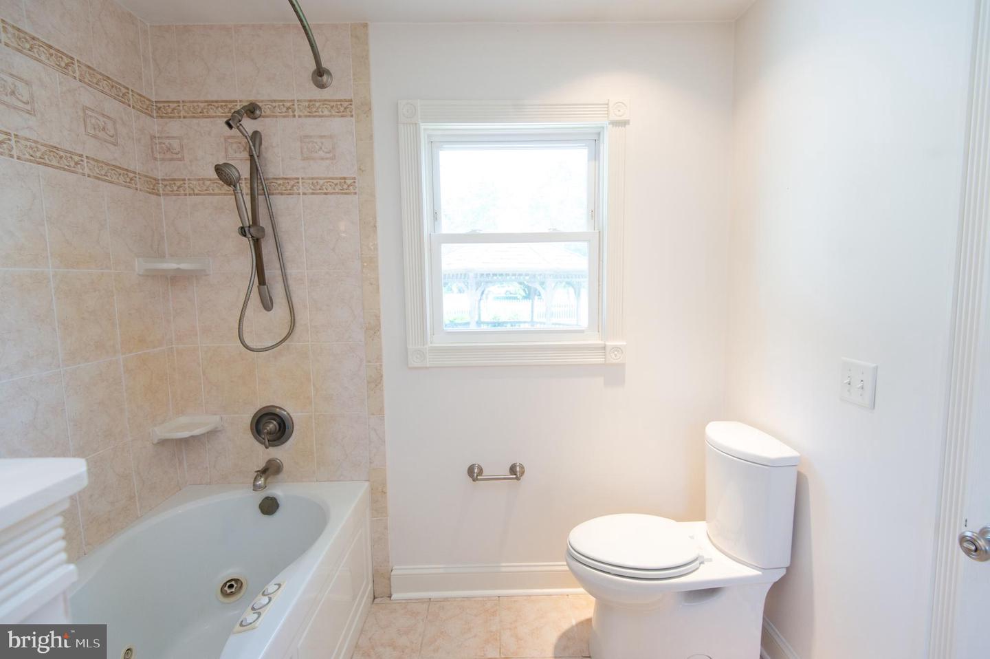 9818 Tilghman Rd Property Photo 26