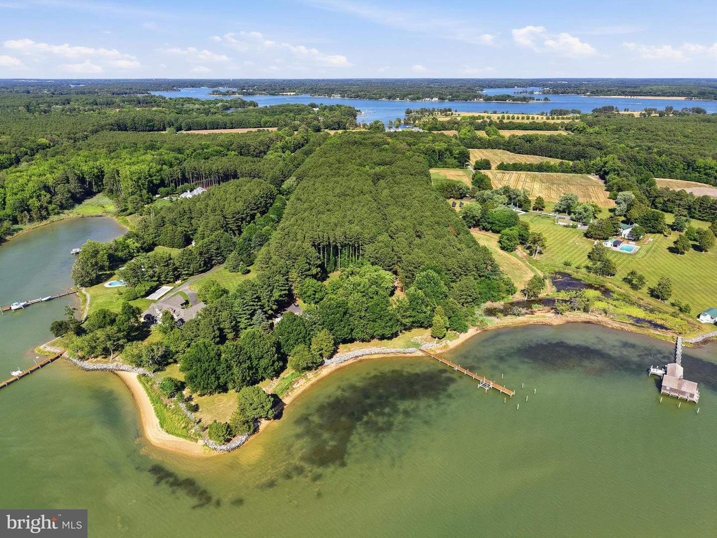 26279 Deep Water Harbor Rd Property Photo 3