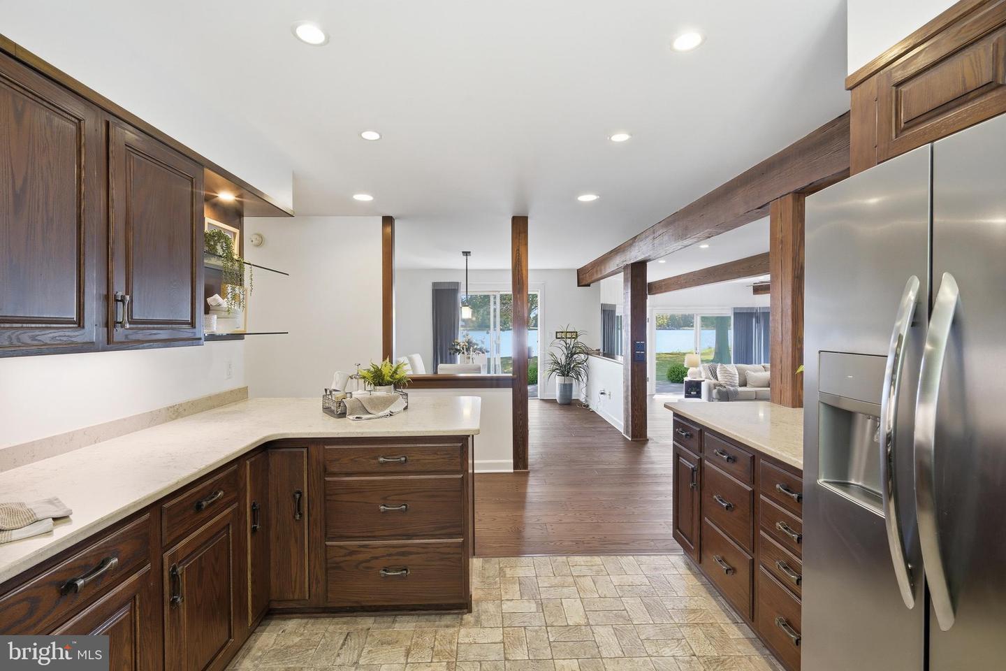 26279 Deep Water Harbor Rd Property Photo 17