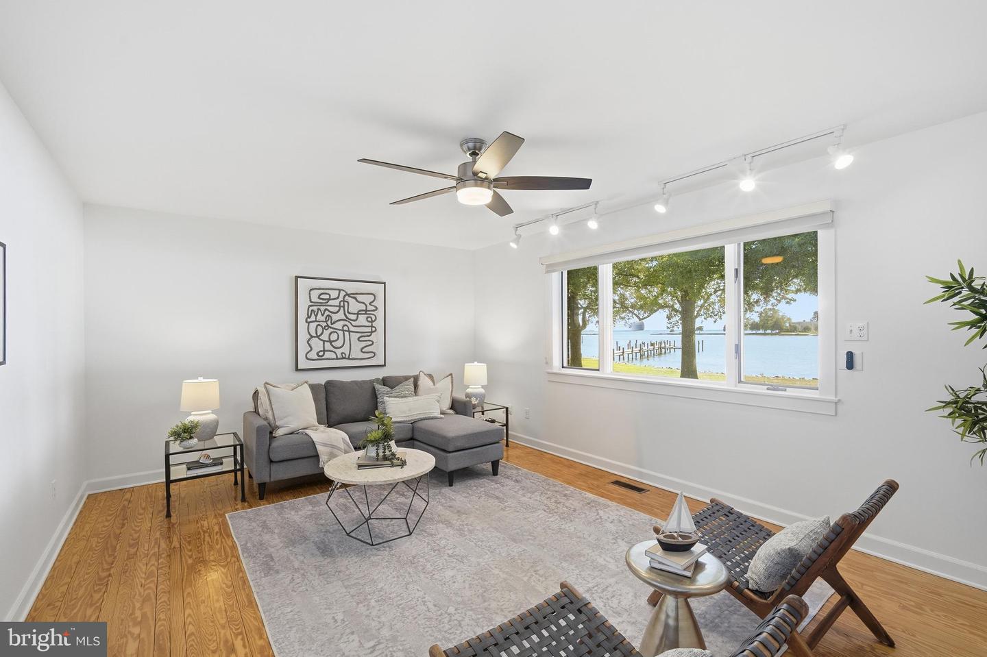 26279 Deep Water Harbor Rd Property Photo 18