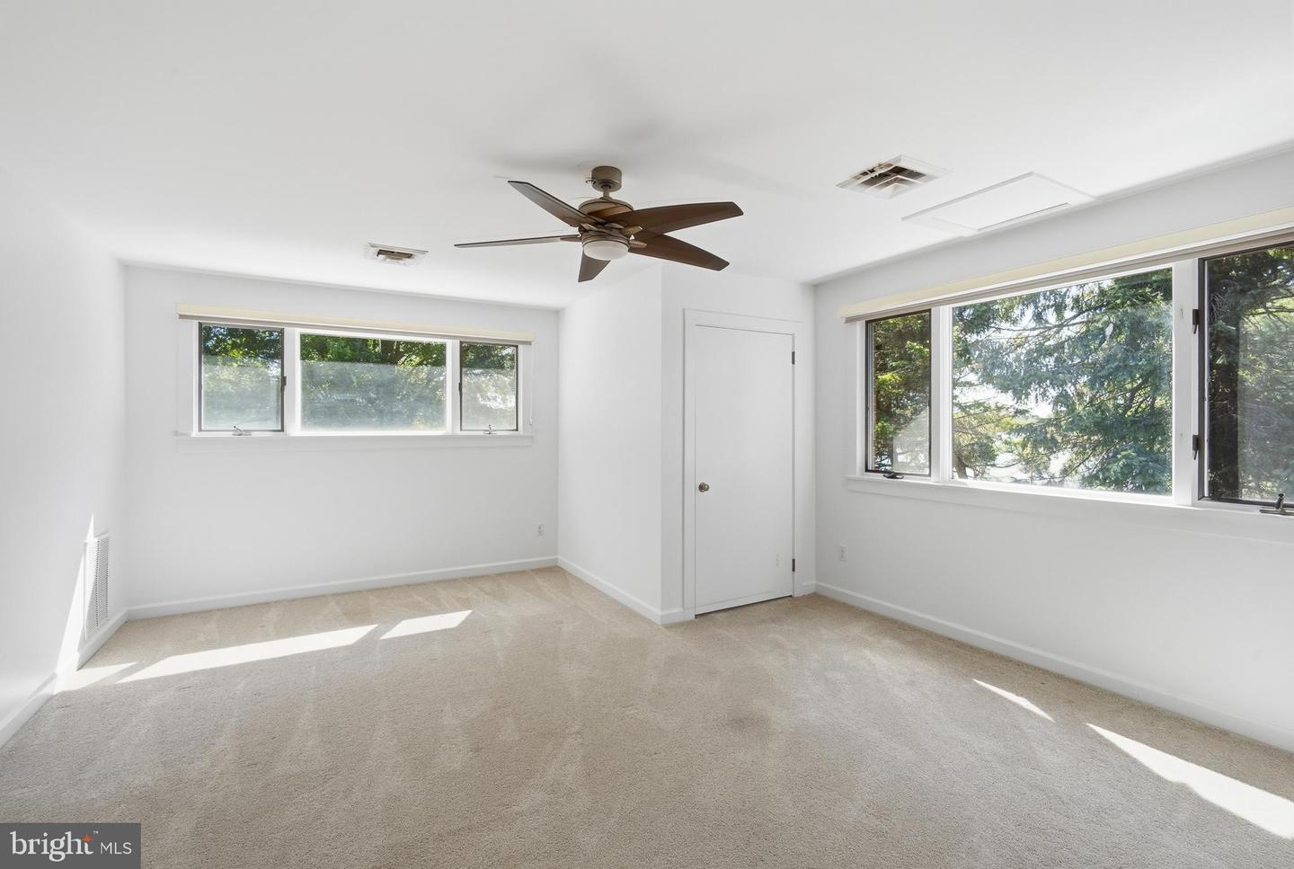 26279 Deep Water Harbor Rd Property Photo 32