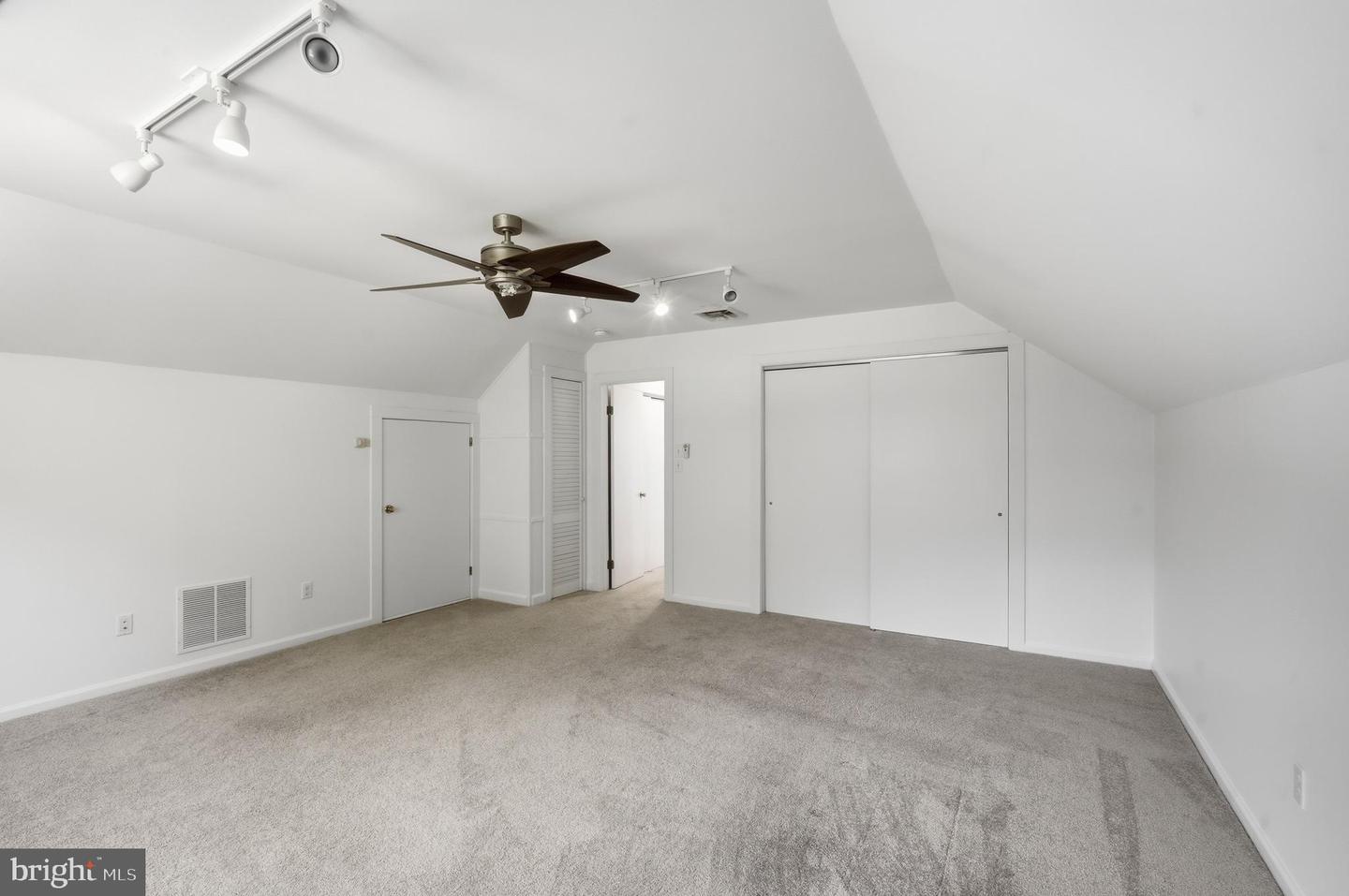 26279 Deep Water Harbor Rd Property Photo 37