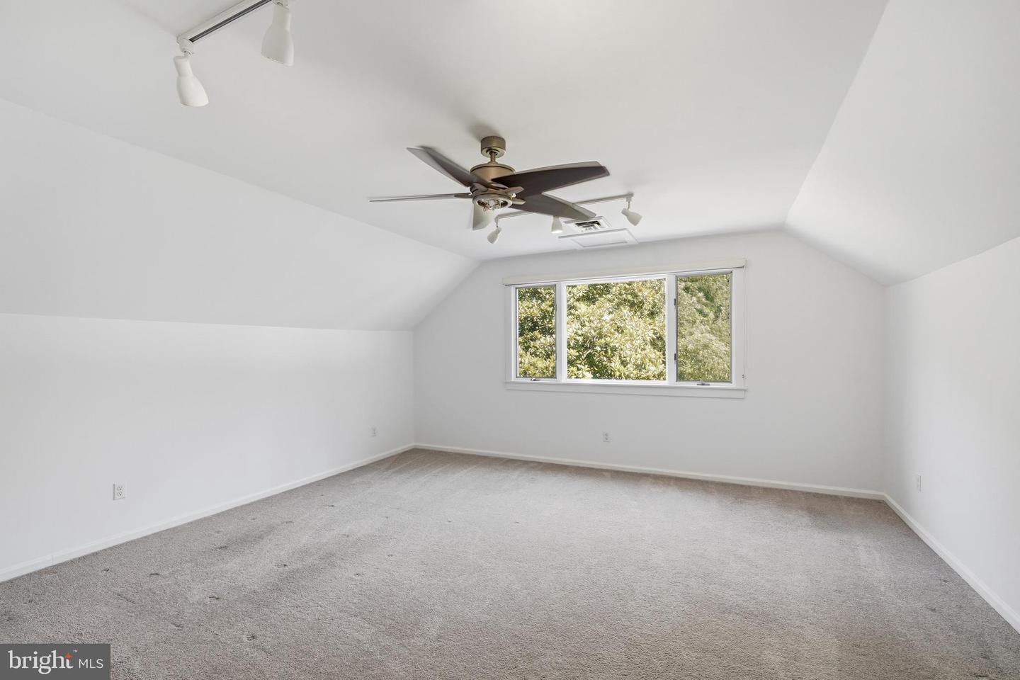 26279 Deep Water Harbor Rd Property Photo 38