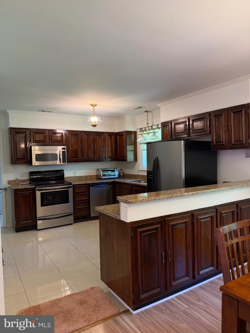 24555 Deepwater Point Property Photo 13