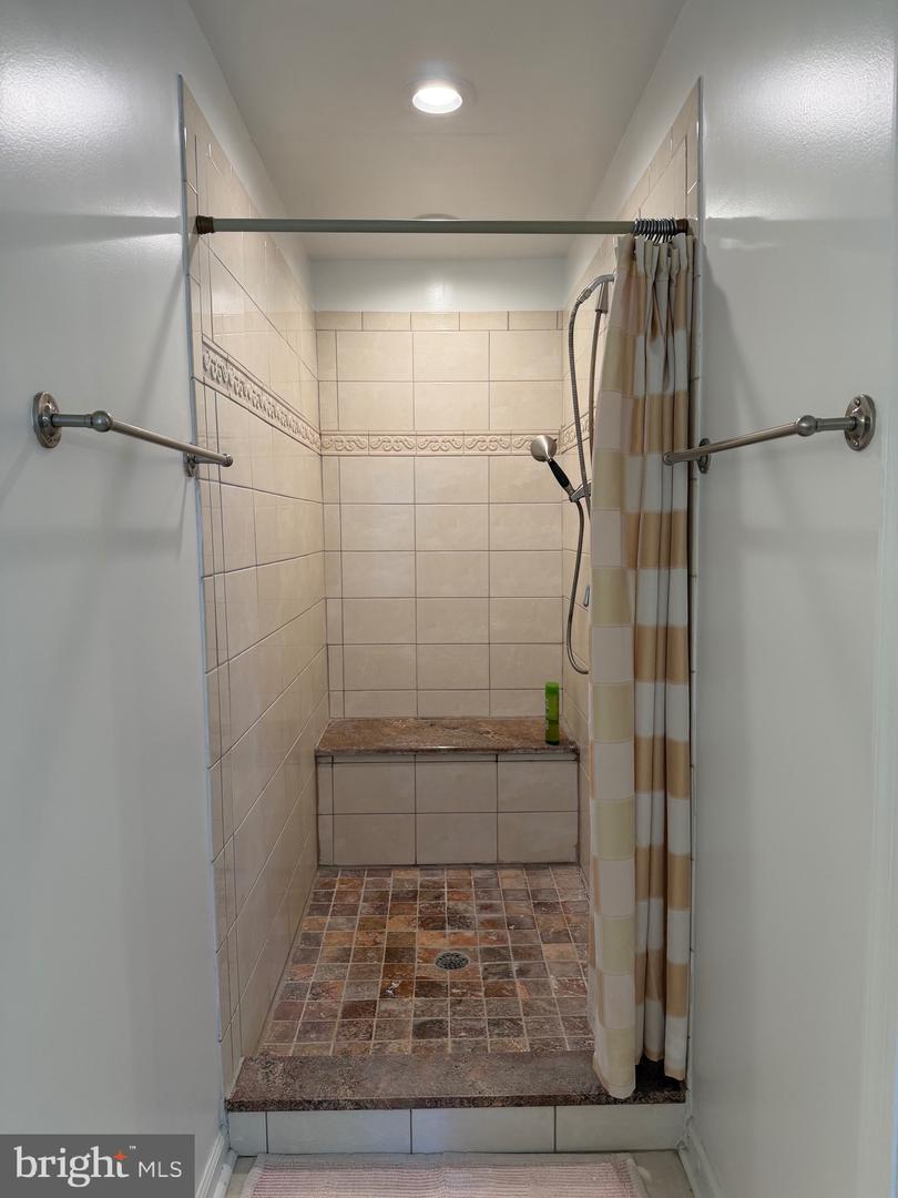 24555 Deepwater Point Property Photo 23