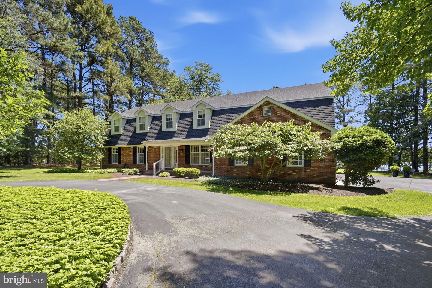 8209 Tricefield Property Photo 4