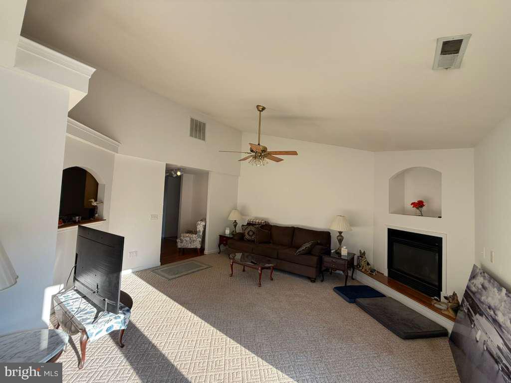 8160 Ethan Ave Property Photo 14