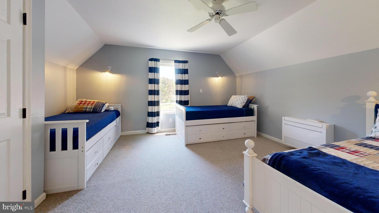 5698 Leeward Ln Property Photo 30