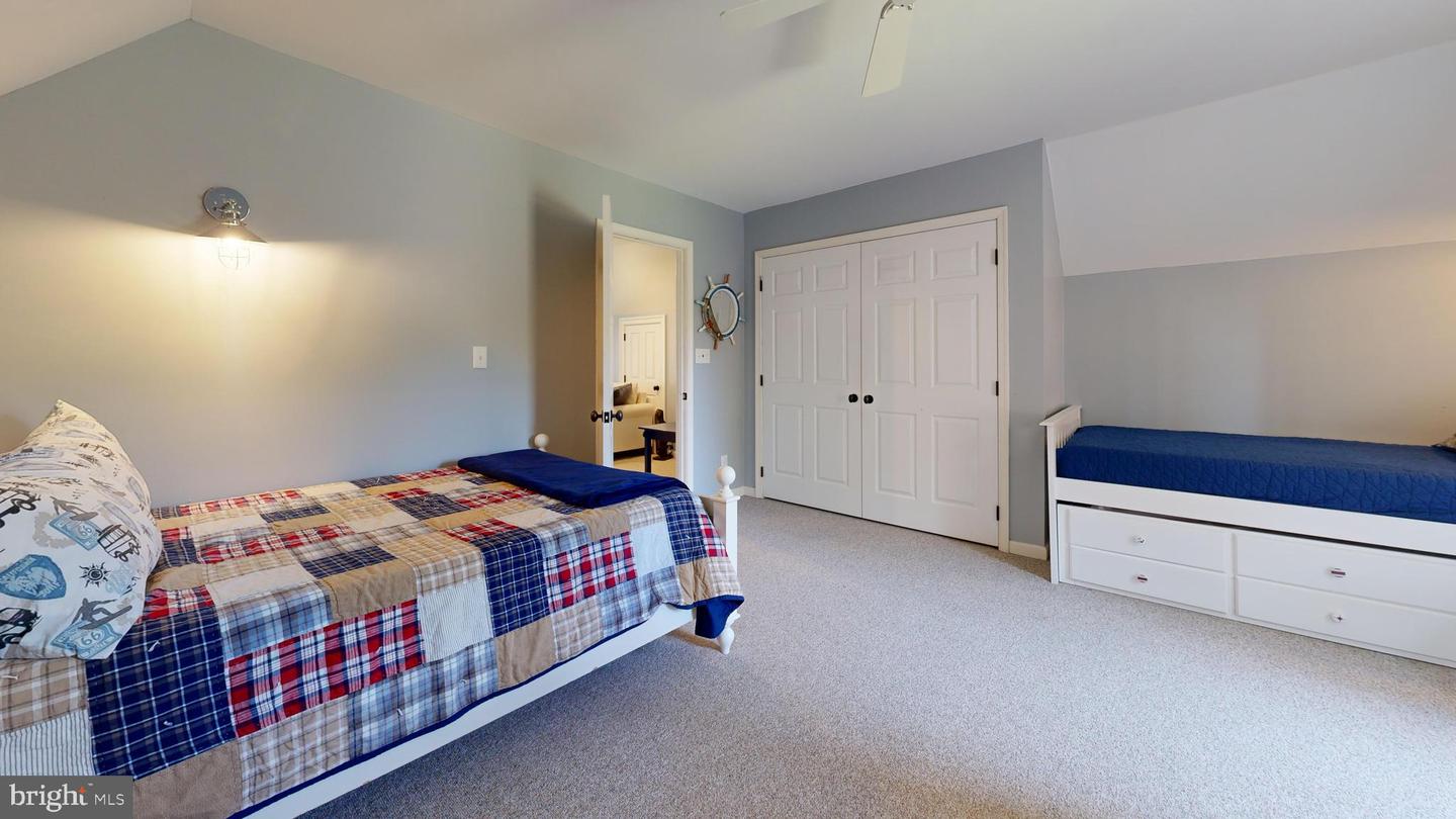 5698 Leeward Ln Property Photo 31