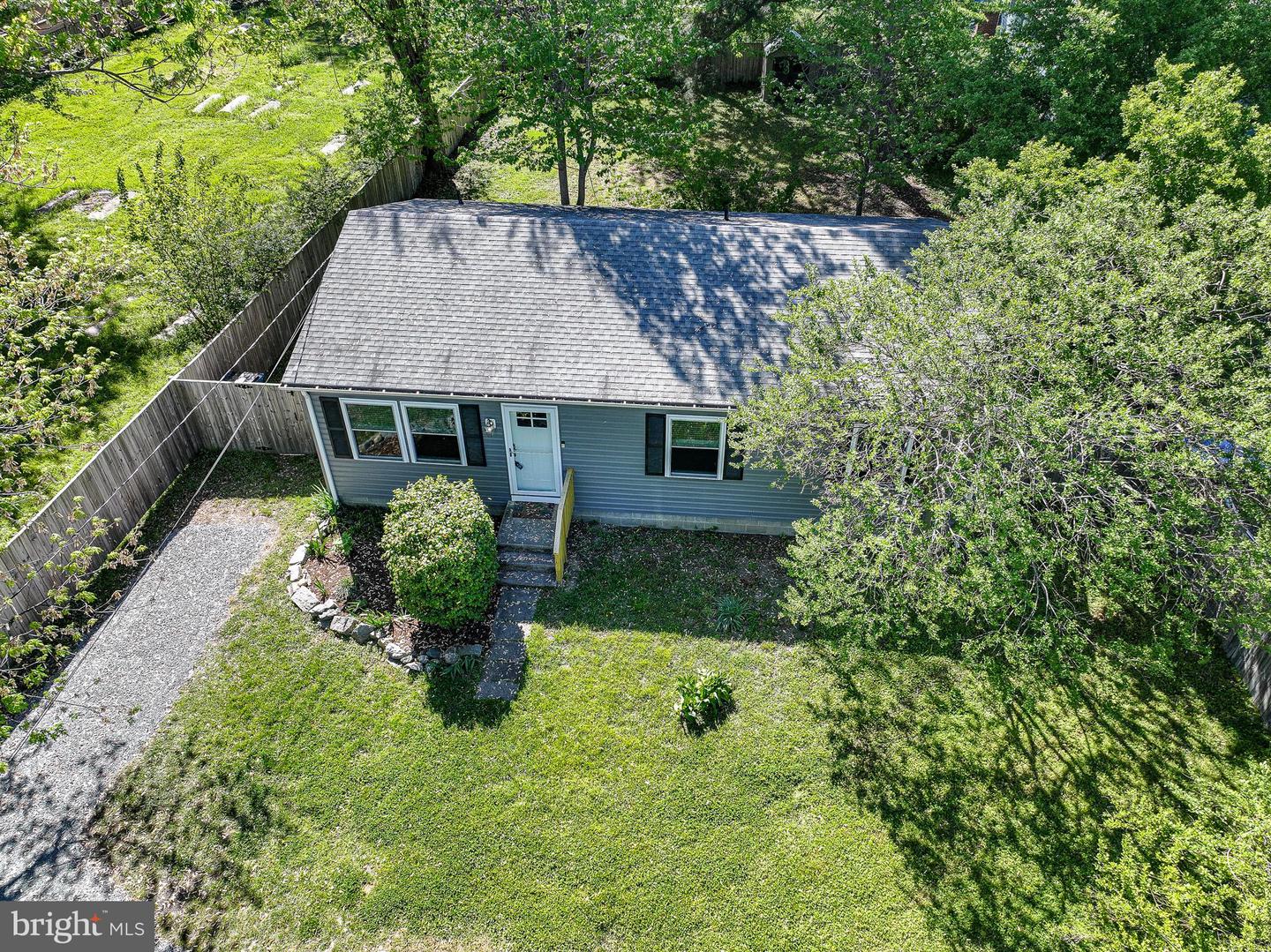 101 Brooks Ln Property Photo 27