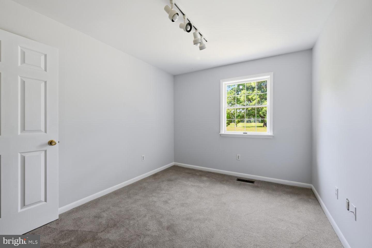 9251 Mallard Point Ct Property Photo 31