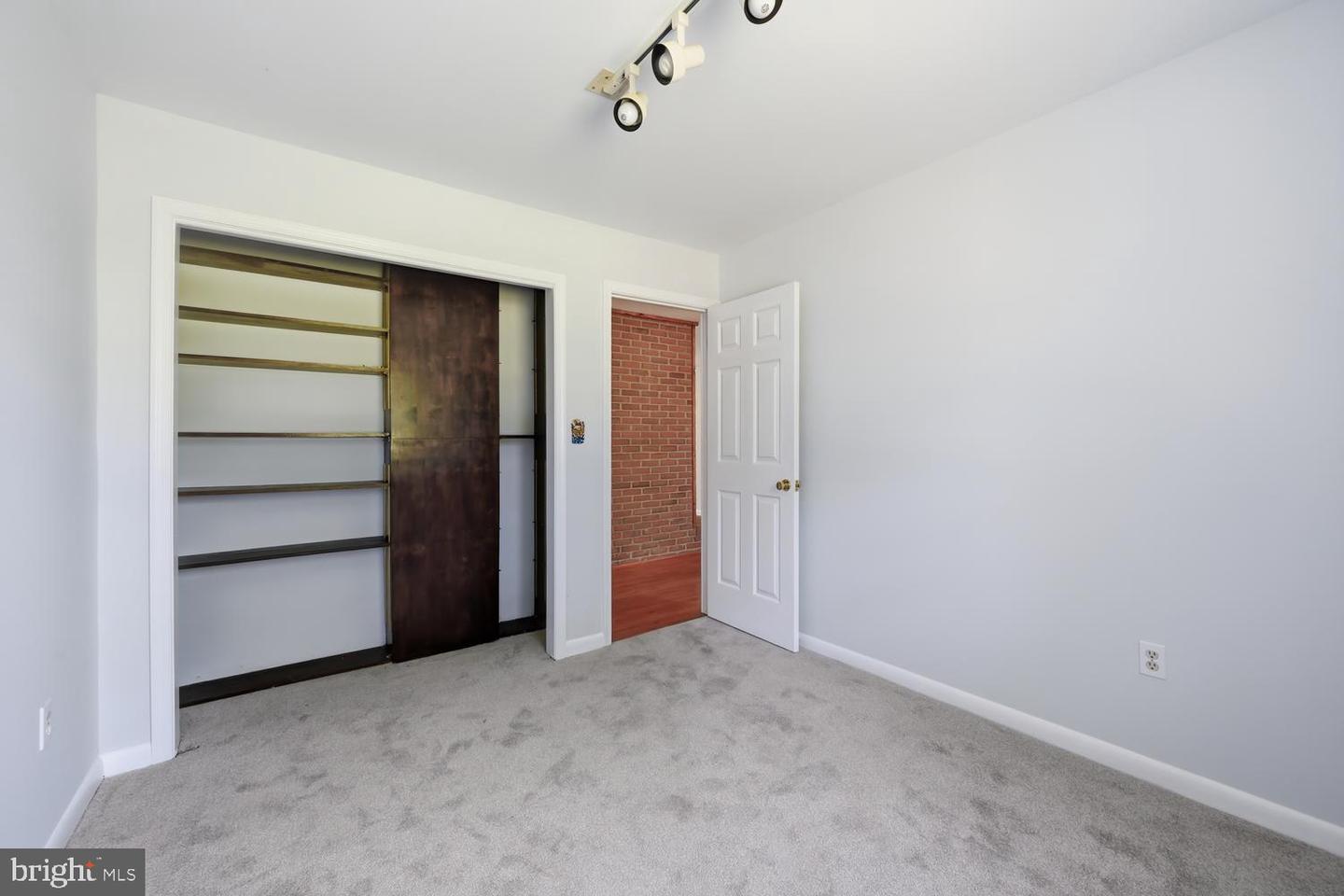 9251 Mallard Point Ct Property Photo 32