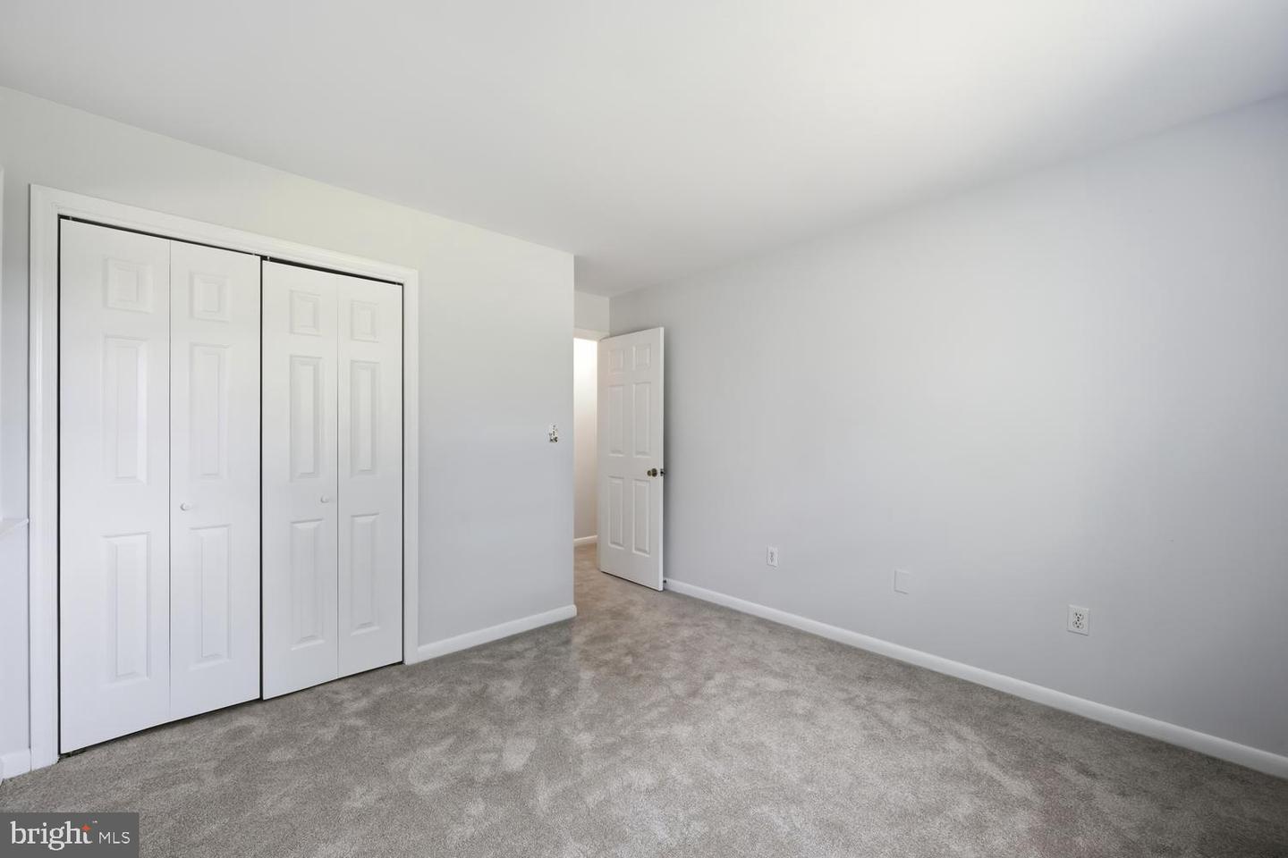 9251 Mallard Point Ct Property Photo 34