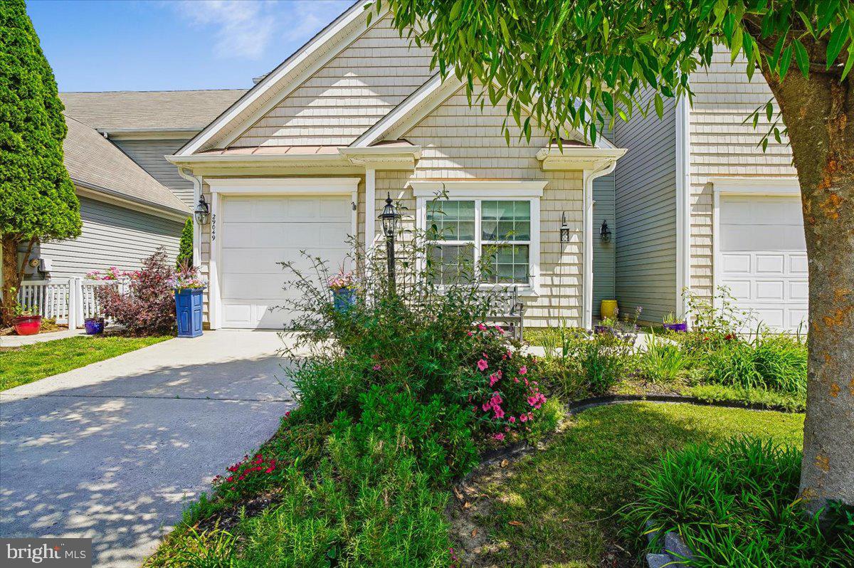 29049 Superior Cir Property Photo 1