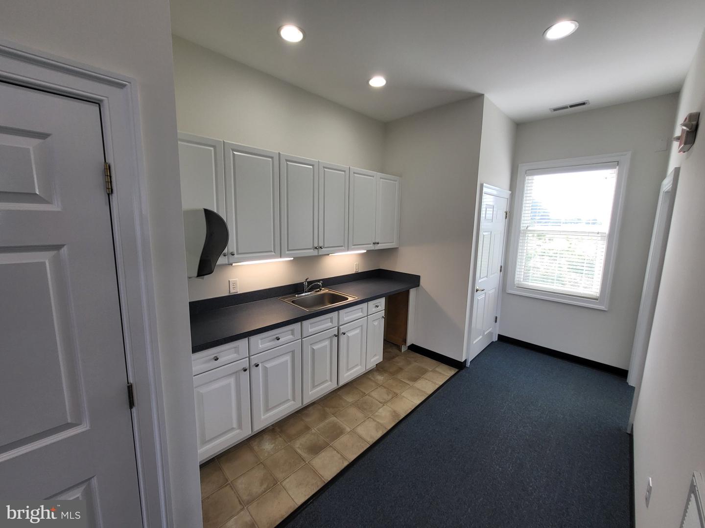 8626 S Brooks Dr #206 Property Photo 8