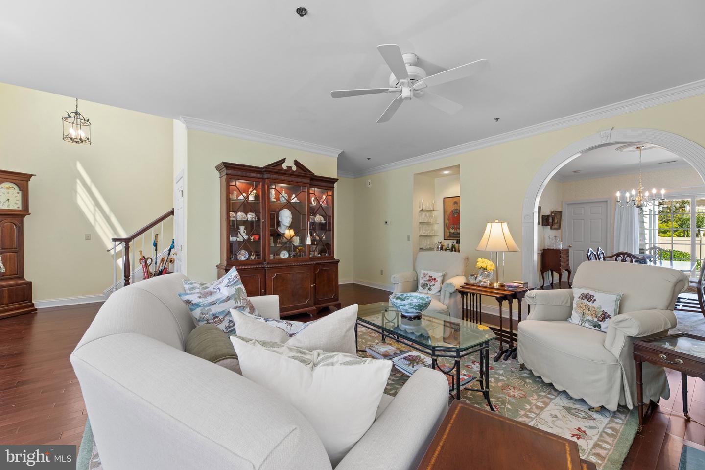 28542 Congressional Ct Property Photo 6