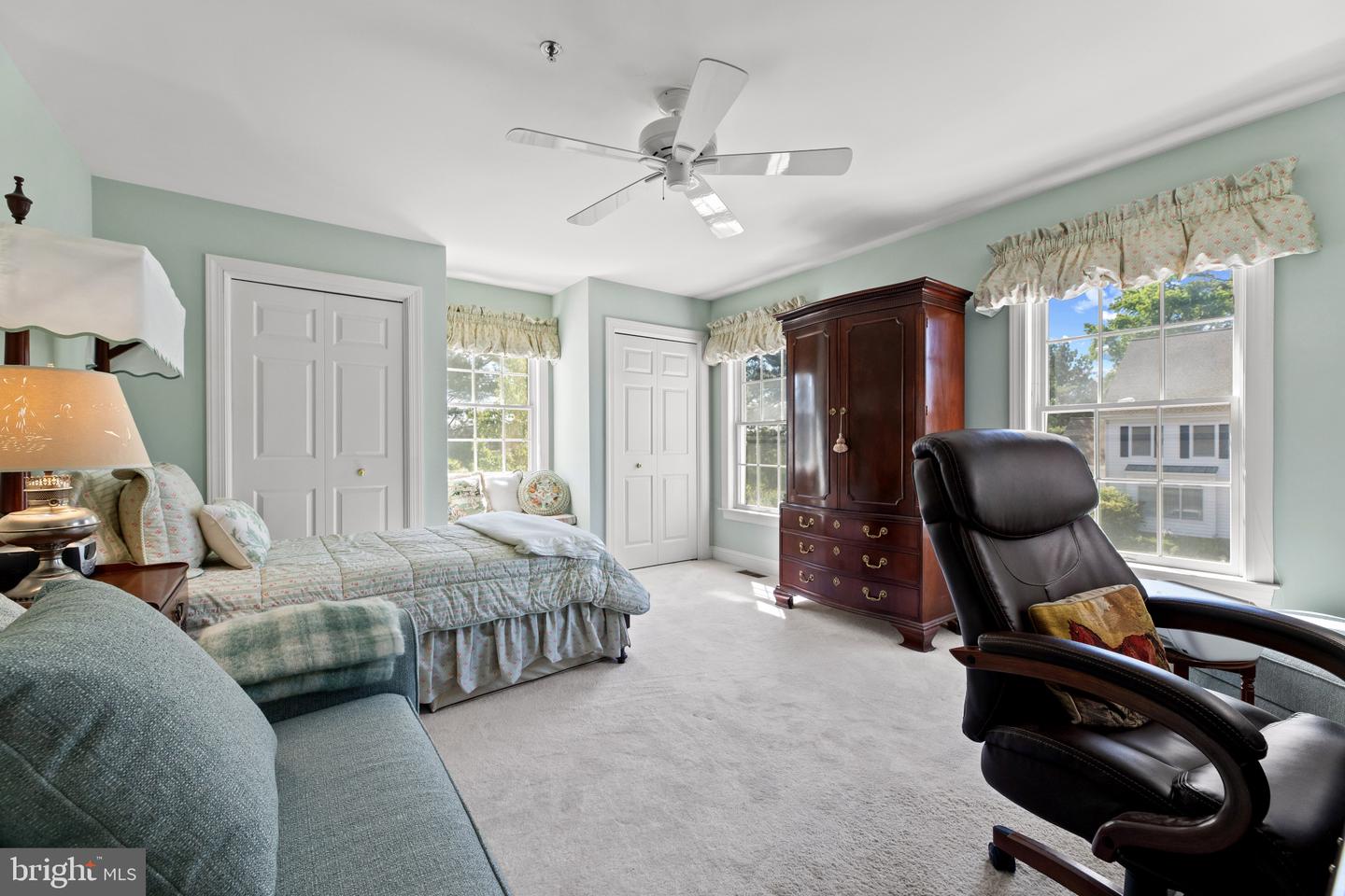 28542 Congressional Ct Property Photo 26