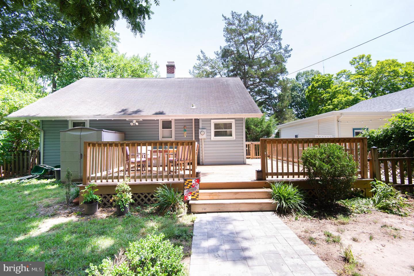 347 N Washington St Property Photo 12