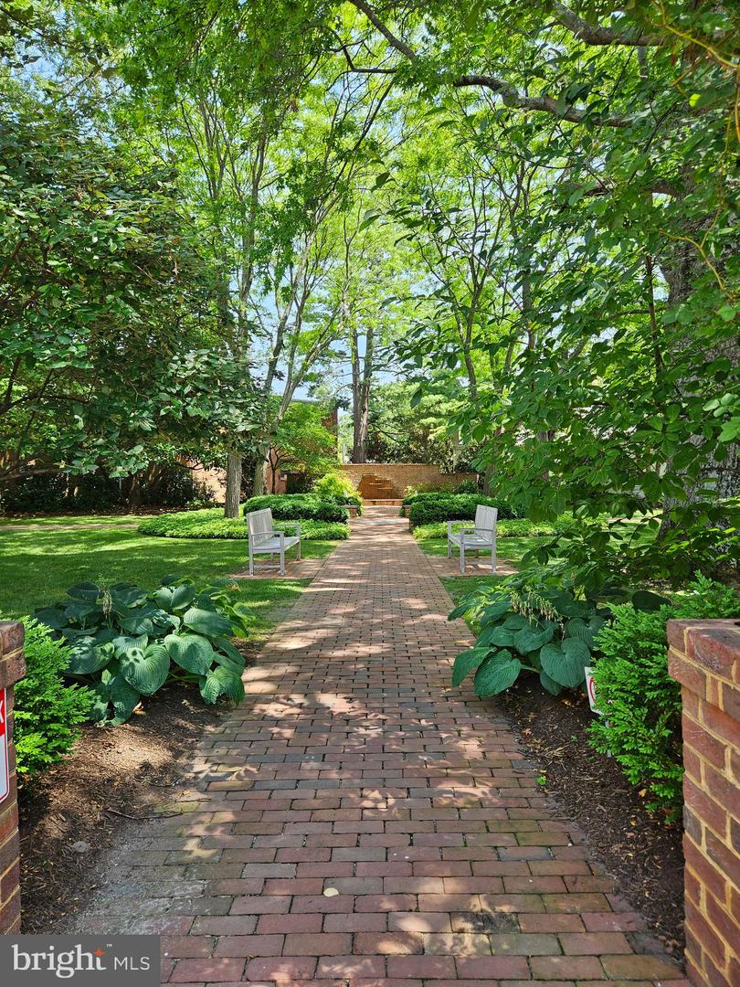 347 N Washington St Property Photo 61