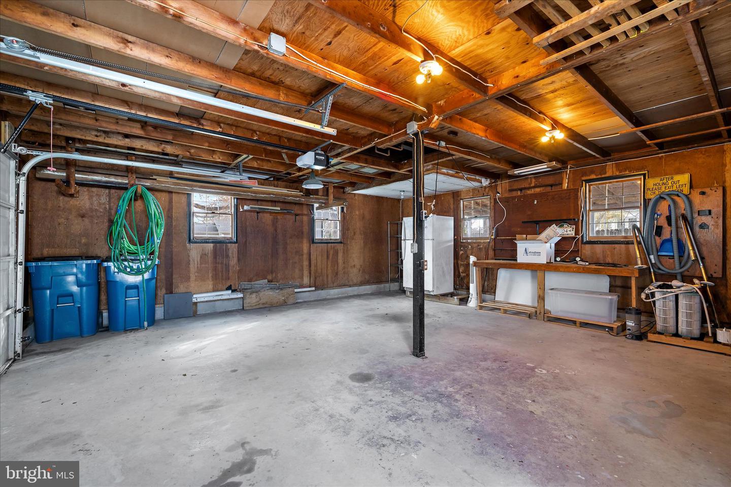 204 E Marengo St Property Photo 44