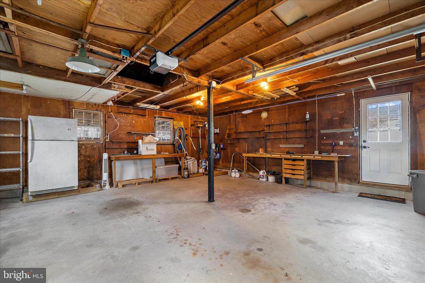 204 E Marengo St Property Photo 45