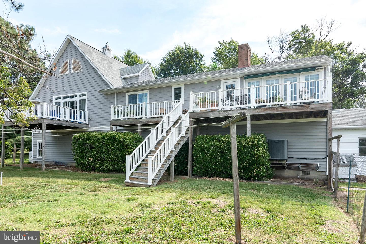 4938 Fairbank Rd Property Photo 9