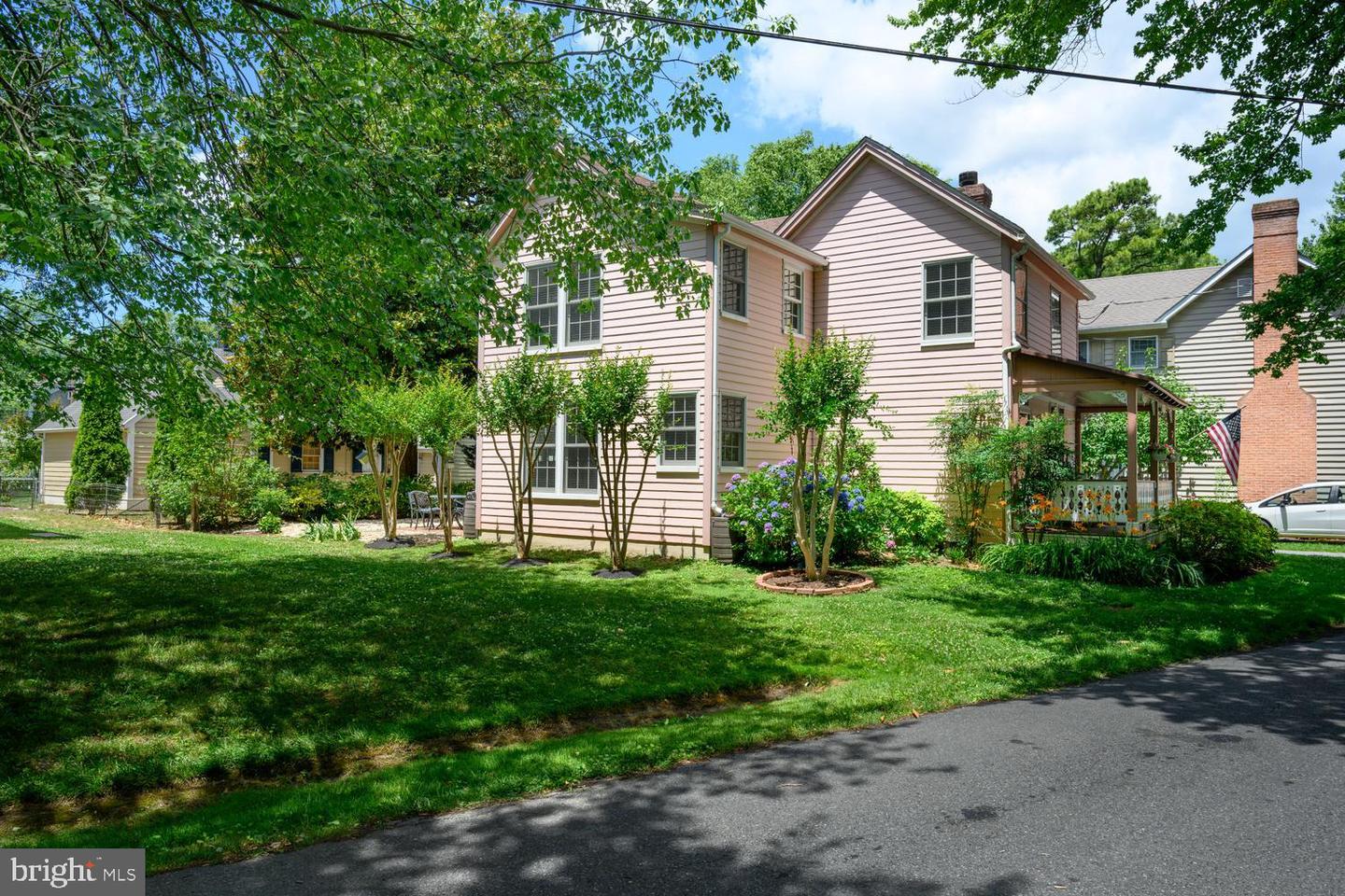 228 South St Property Photo 4