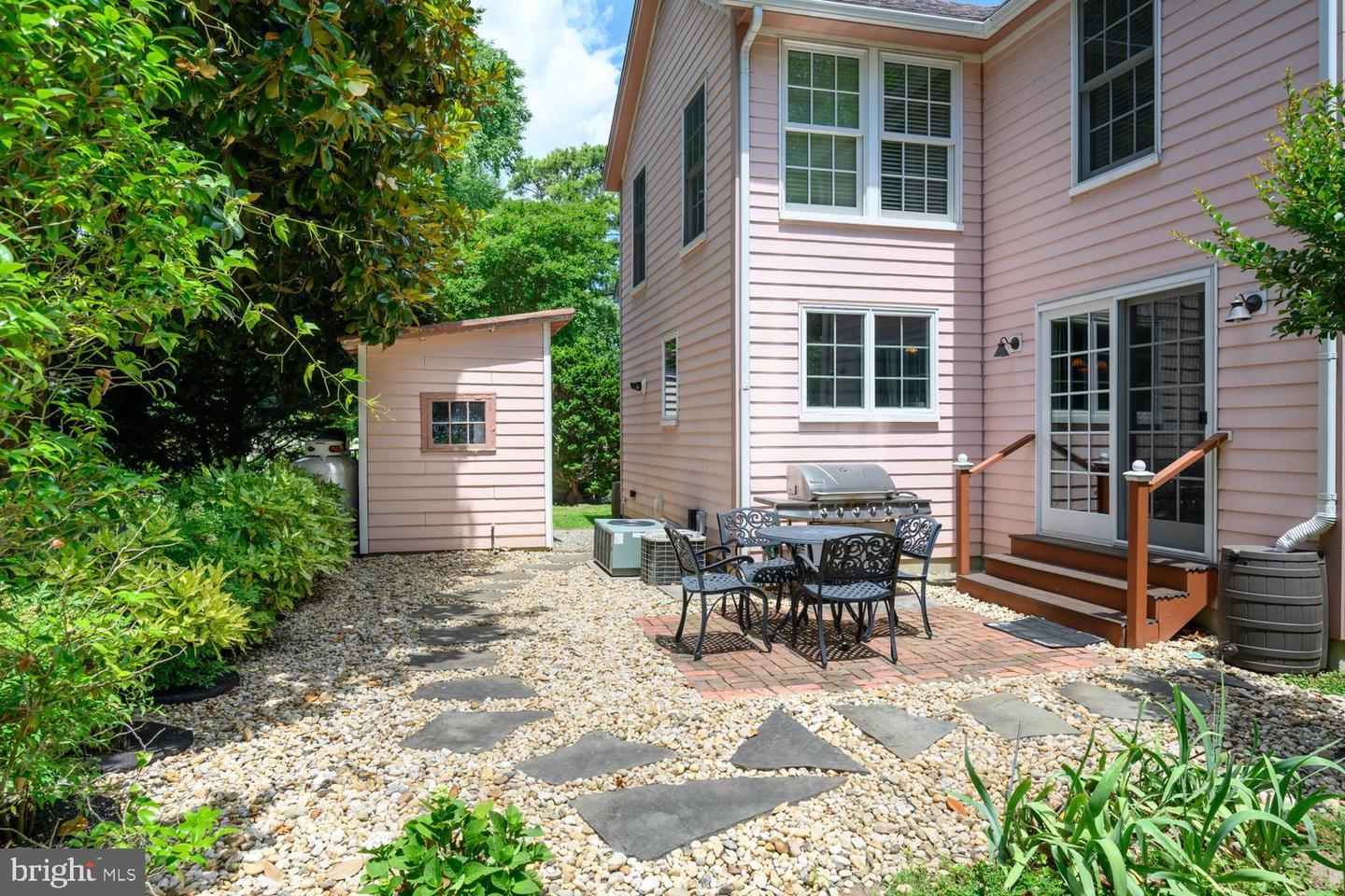 228 South St Property Photo 11