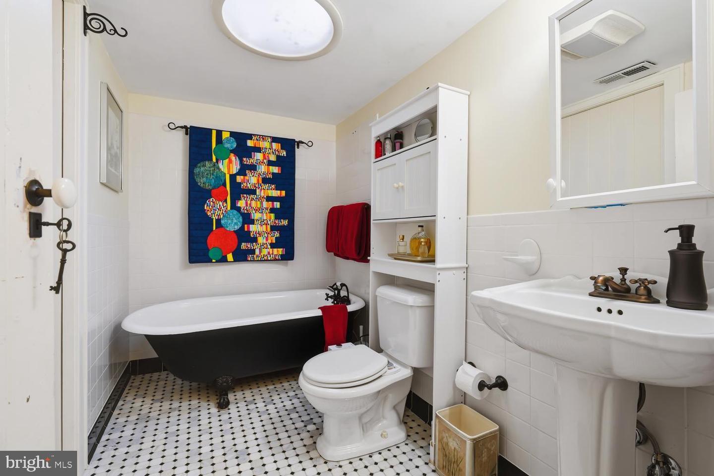 228 South St Property Photo 36