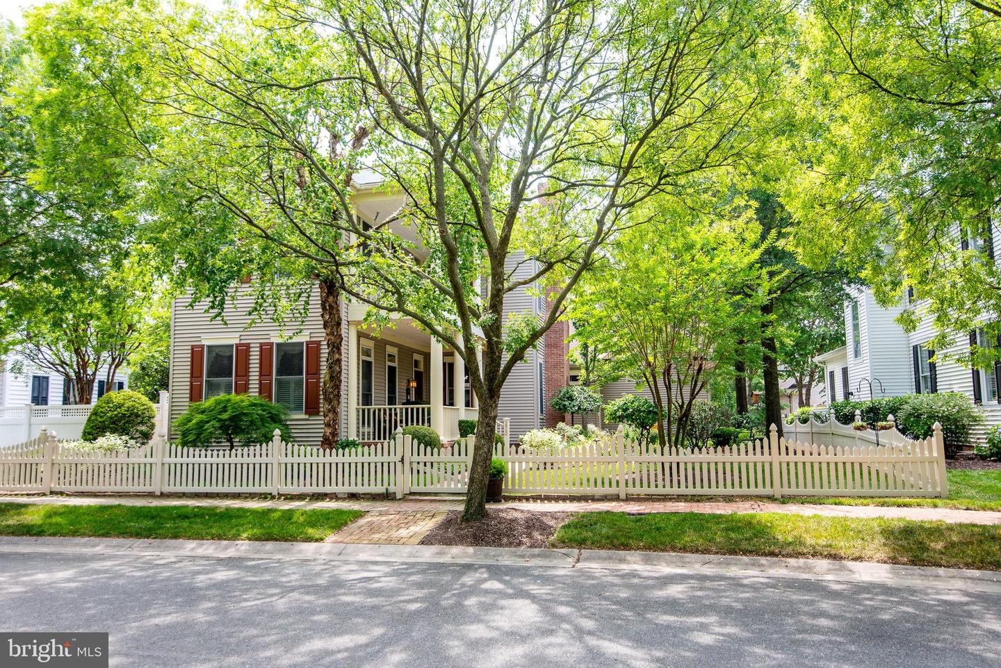 28713 Emanuel St Property Photo 1