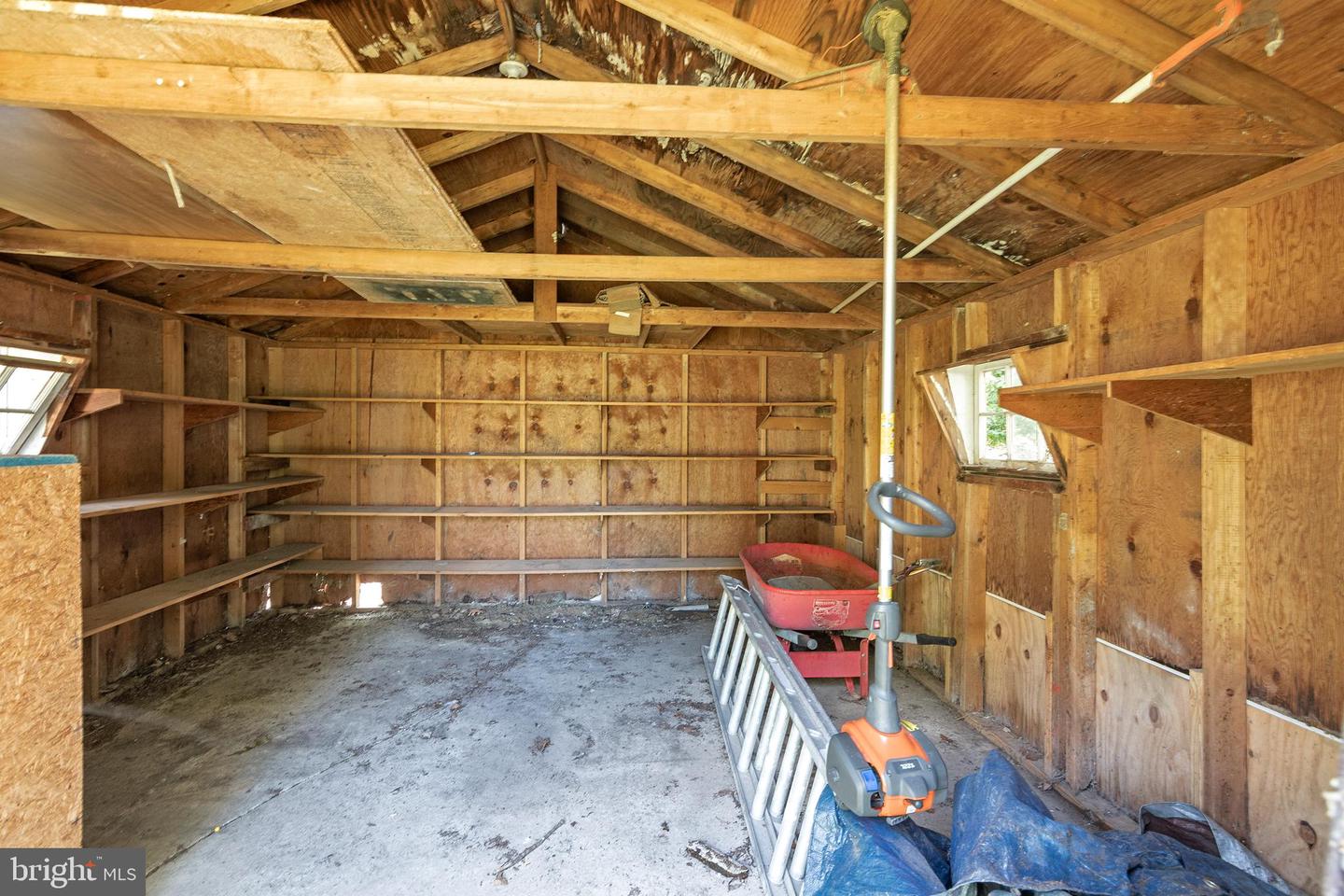 25911 River Rd Property Photo 8