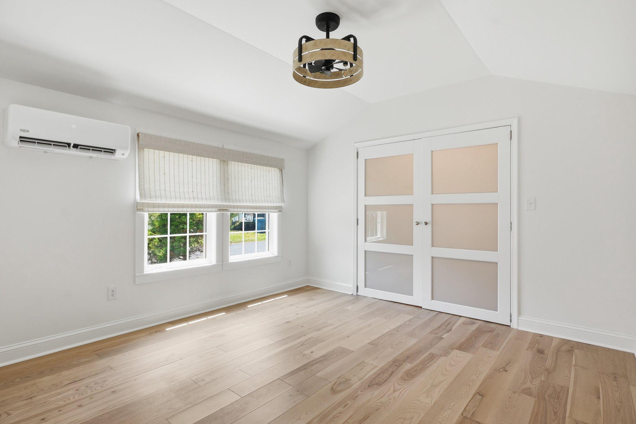 803 New Ln Property Photo 16